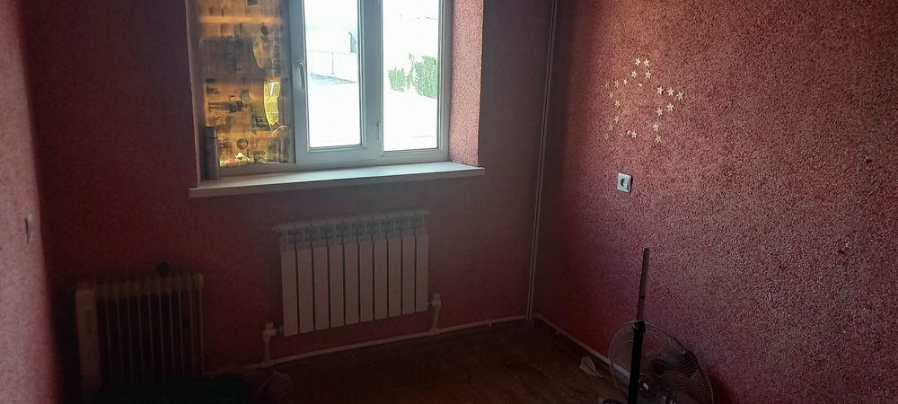 Квартира харратов коллежни ёнида  белецимо рестораны орка тарафда