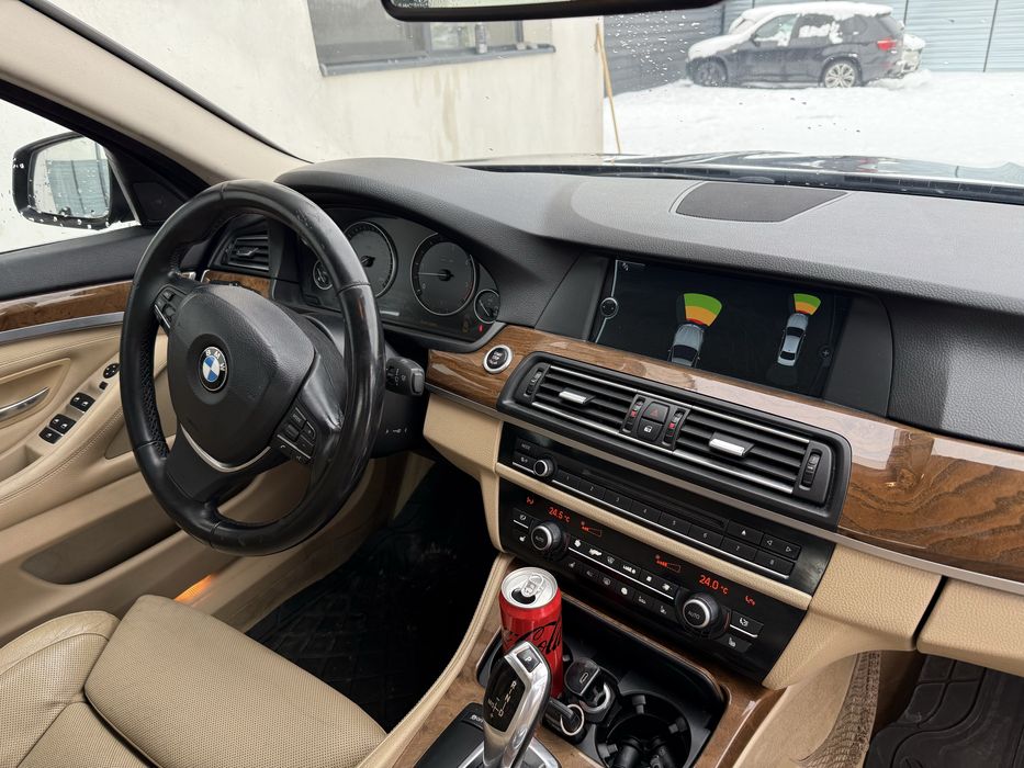 BMW Seria 5 F10 530d 245cp Ventilatie/Xenon/Logic 7
