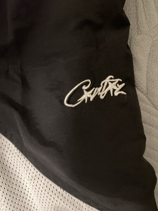 Продажа штанов «Cortez»