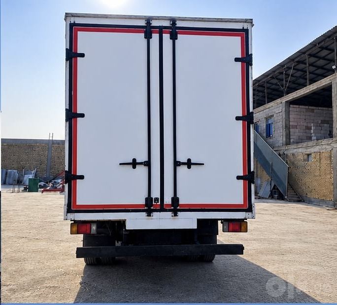 Isuzu NQR 71 Sotiladi. Yili 2013. Probeg 946.000 km.Salarka.