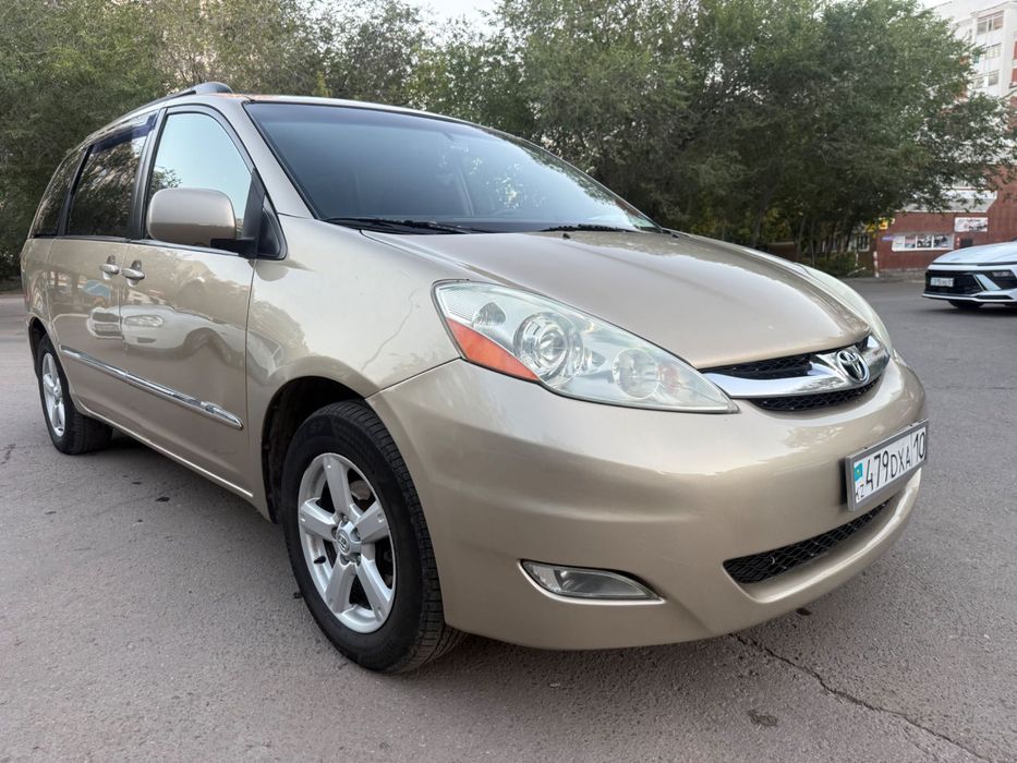 Toyota Sienna Limited