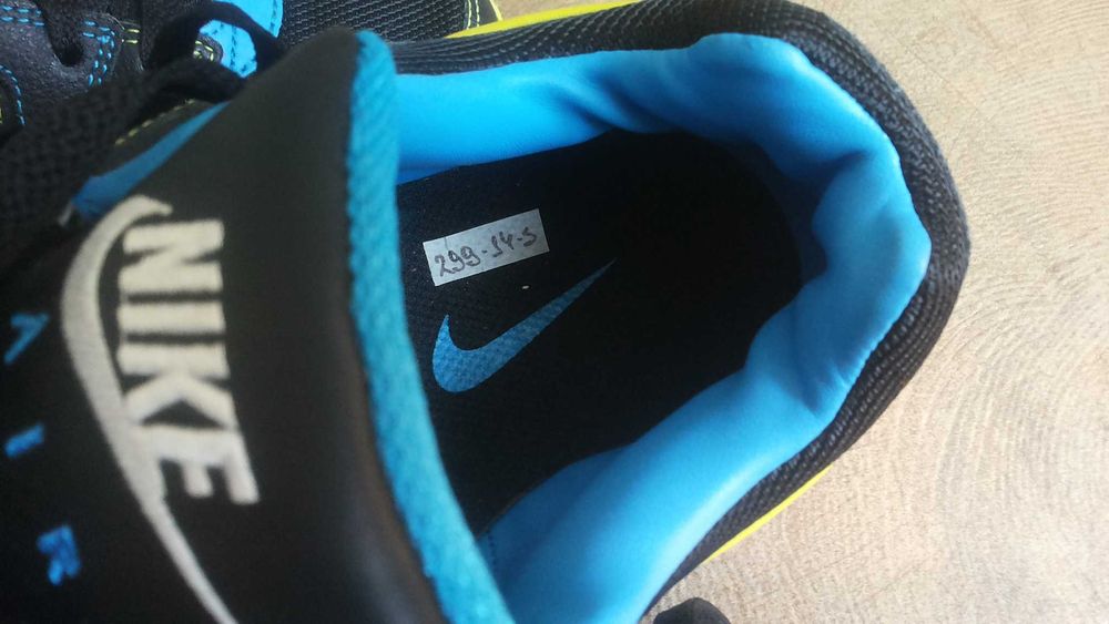 NIKE AIR-MAX Shoes Размер EUR 39 / UK 6 маратонки 299-14-S