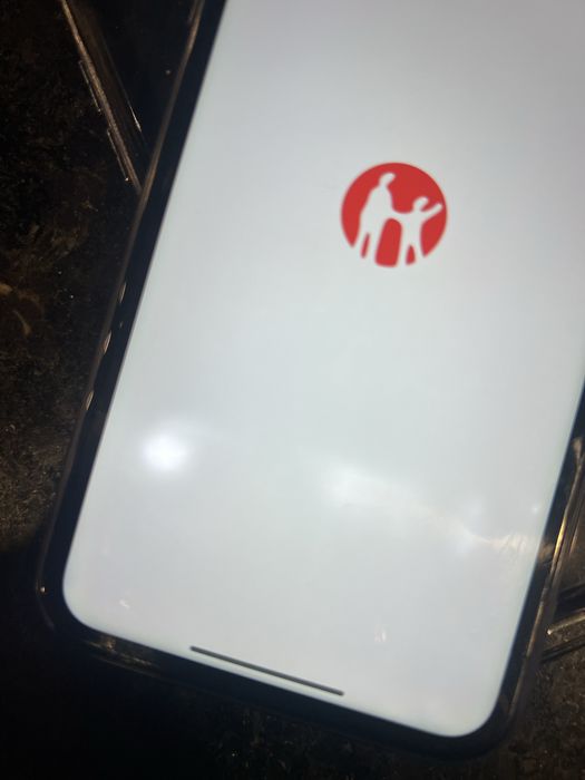 Продам Iphone XR