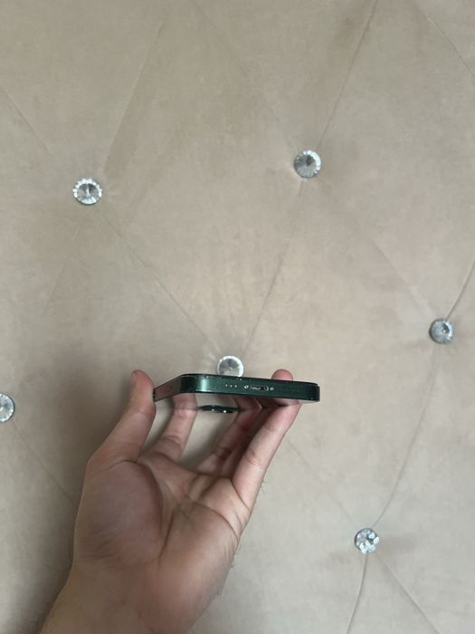 Продам IPhone 13 128gb
