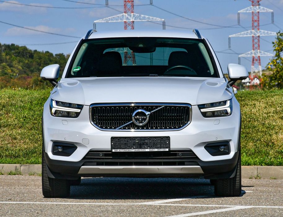Volvo XC 40 Awd Momentum Pro Navi Led Camere 360 Piele Incalzire