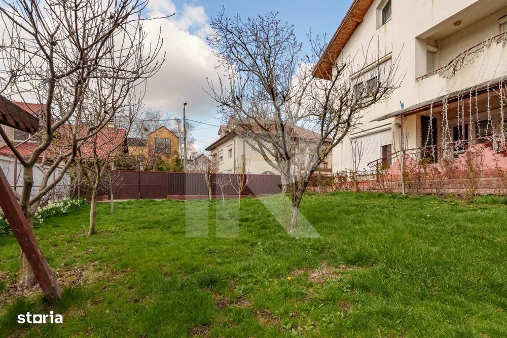 Casa spatioasa cu vedere la Lacul Grivita | 5 dormitoare | teren 793 m