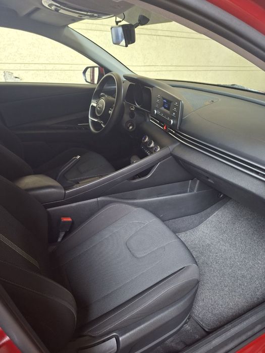 Hyundai Elantra 2021