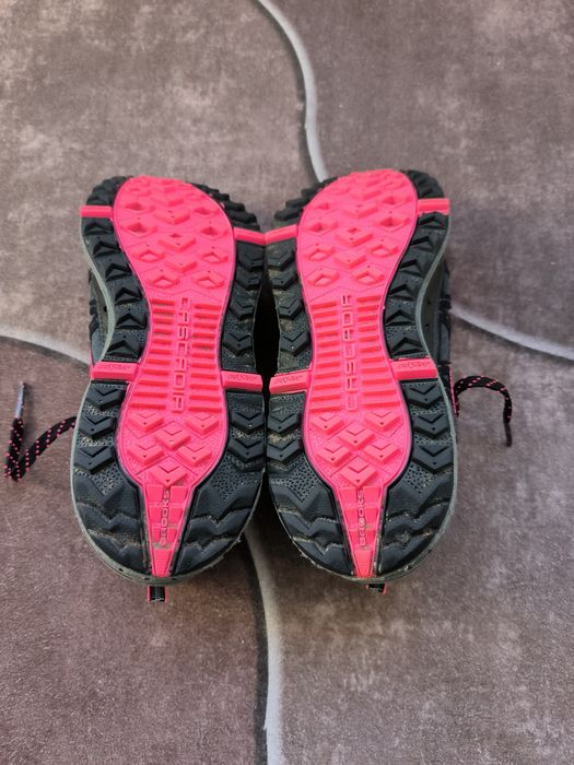 Дамски маратонки Brooks номер 39