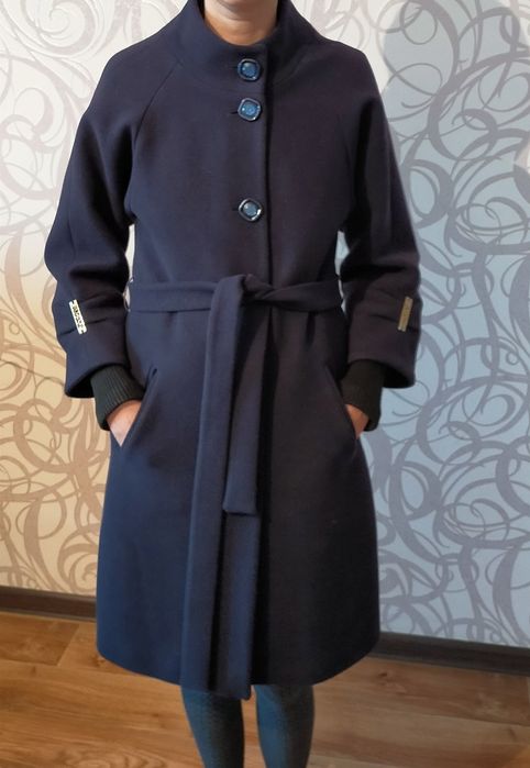 Продам Пальто осеннее