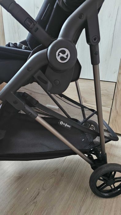 Cybex Melio Black детска/лятна количка