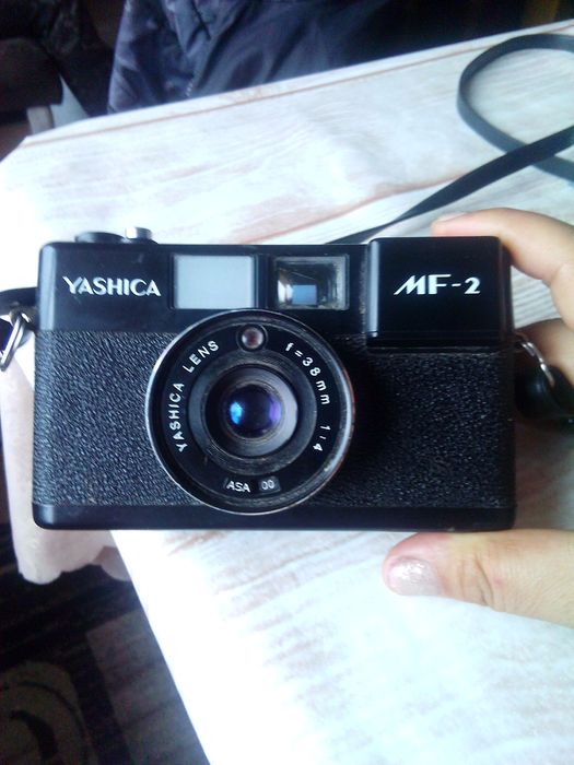 Ретро фотоапарат YASHICA MF-2,38 mm