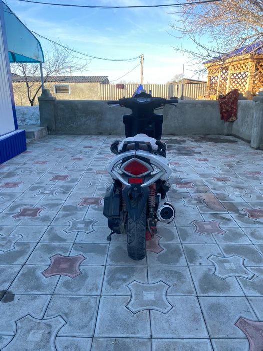 Продам скутер срочно