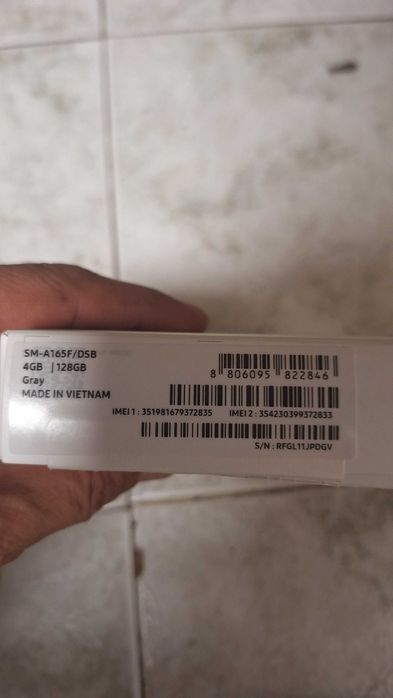 Продавам телефон samsung a16 чисто нов