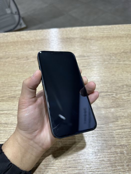 срочно продам Iphone 13