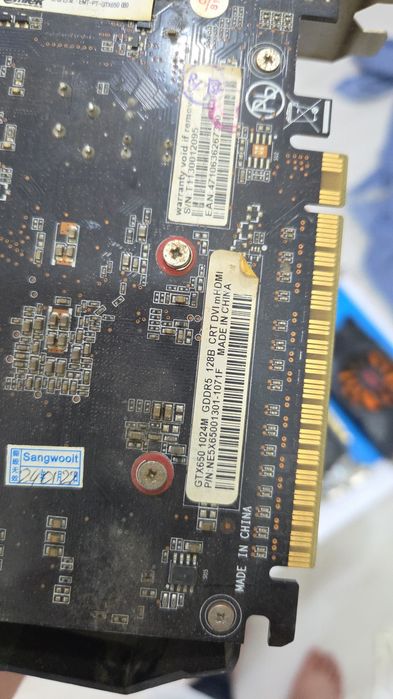 Video karta GTX 550,650 sotiladi