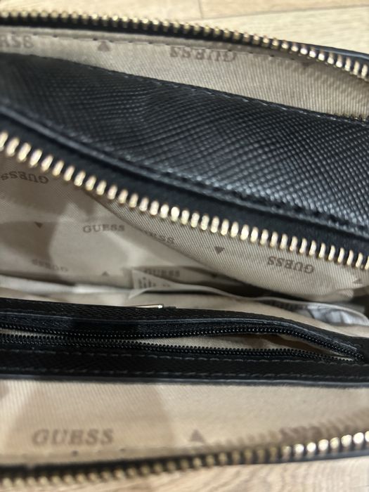 Сумка GUESS оригинал продаю