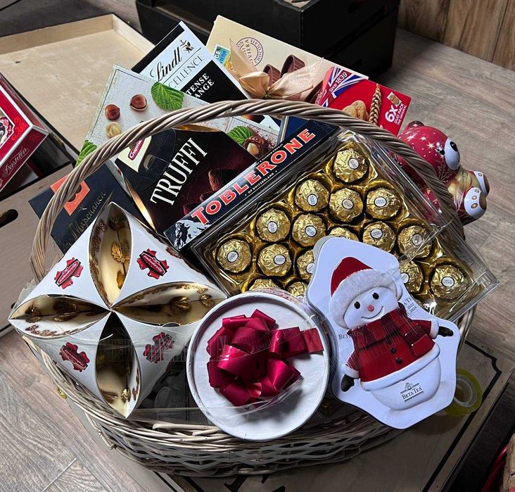 Новогодние корпоративные подарки Корзины ОПТОМ