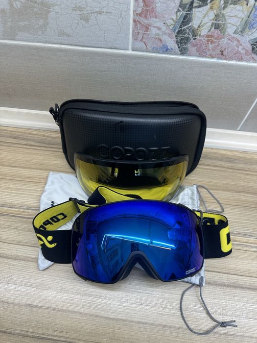 Горнолыжные очки