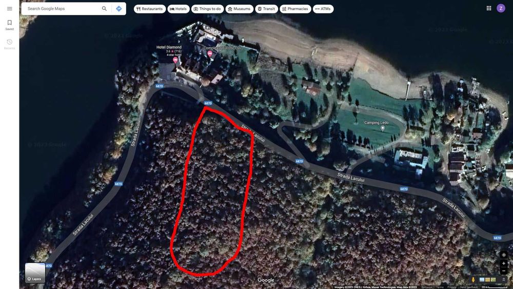 Vând teren extravilan, 20.000 mp, pe drumul principal lacul Cincis