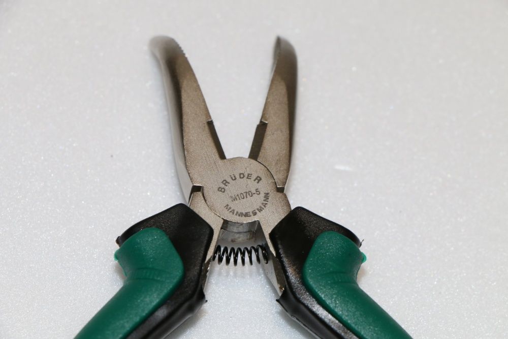 4 вида професионални клещи MANNESMANN, Германия