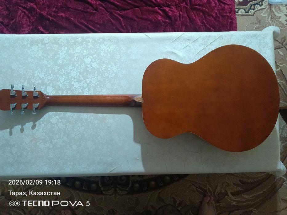 Гитара  Гитара.шестиструнная отличная Гитара шестисрунная