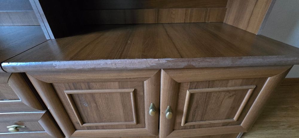 Стенка (гарнитур) в зал