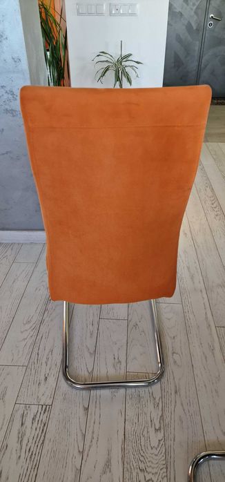 Луксозна Tрапезна Разтегателна Маса и 6 дизайнерски стола