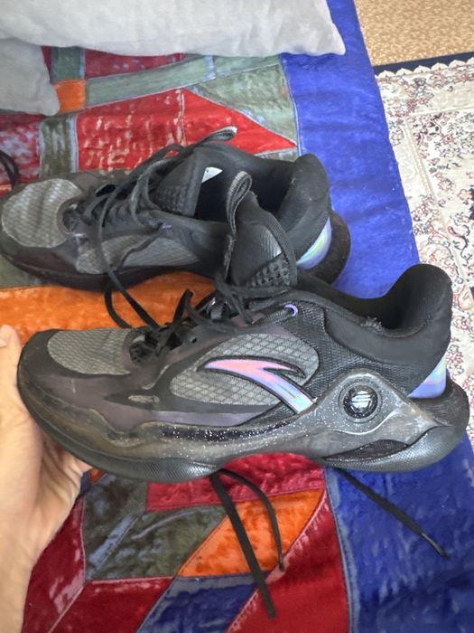 Кроссовки и сумка макрон оба оригинал