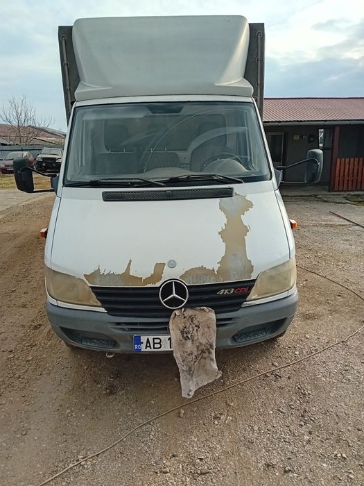 Vând Mercedes sprinter. 413