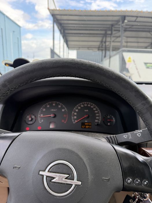 Opel vectra C 2003 1350€