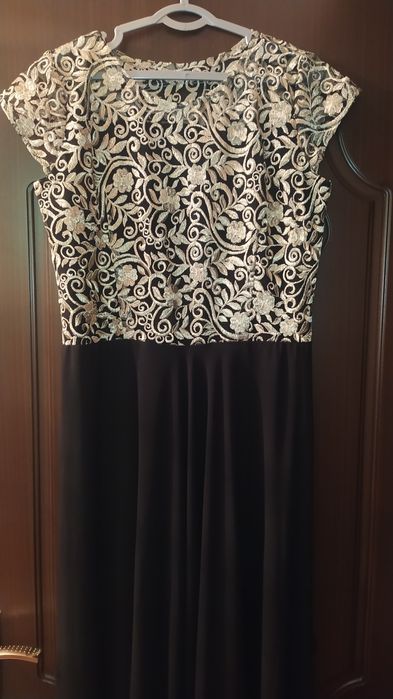 Продаю вечернее платье все по 200000