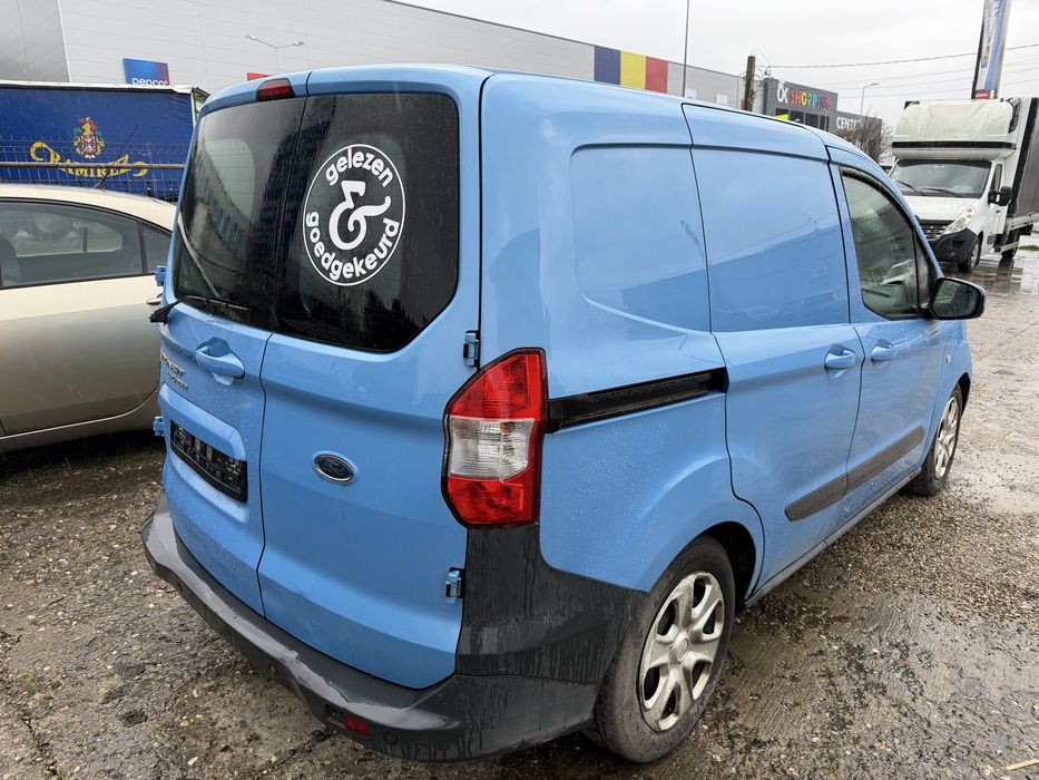 Ford Transit Courier