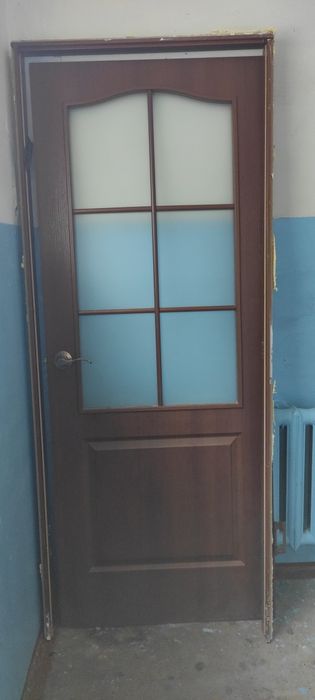 Продам двери б/у