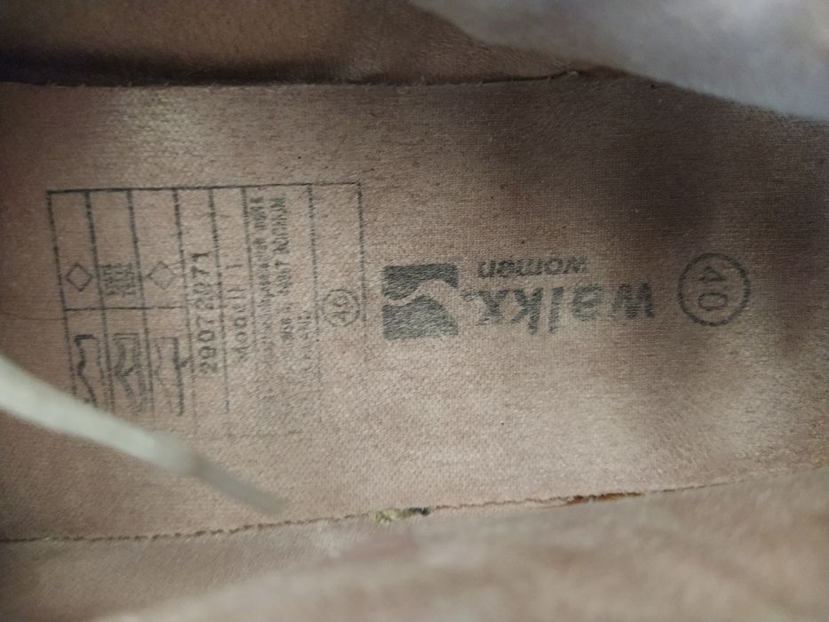 Дамски обувки ,гуменки добро състояние