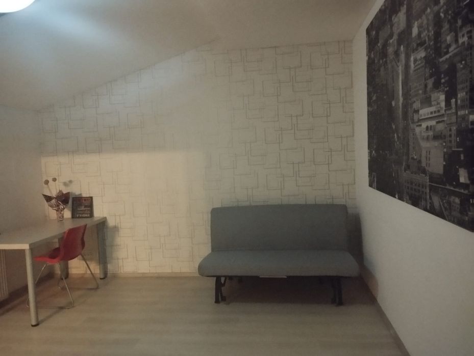 Proprietar inchiriez un apt. 4 camere  in vila in Rosu/ Chiajna, 2 bai, 2 locuri parcare