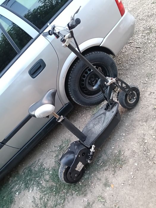 Trotinetă electrică