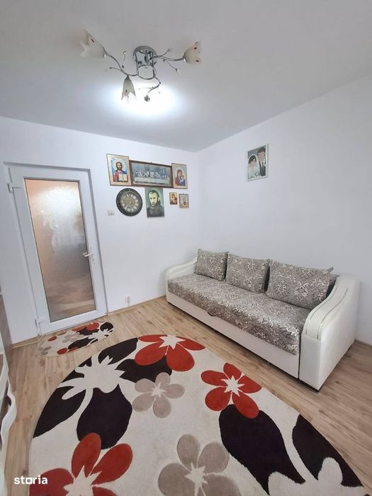 De vanzare apartament cu 3 camere, zona Episcopiei, mobilat și utilat