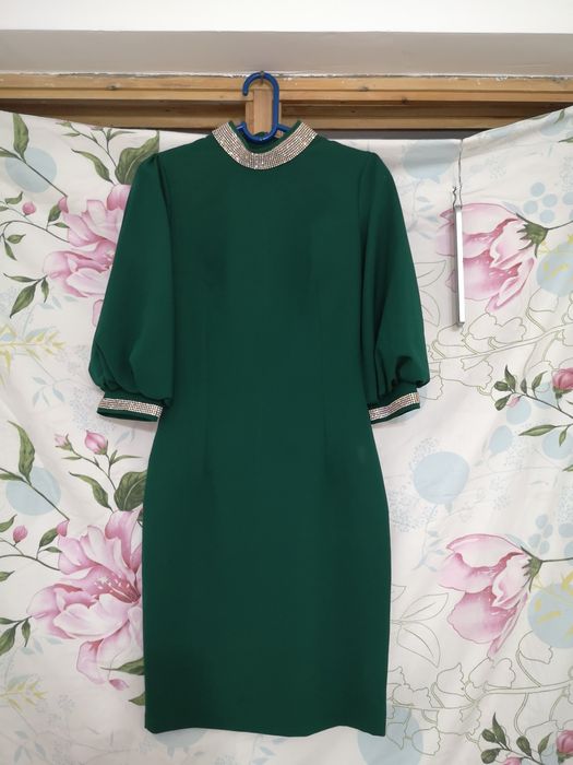 Продам платья повседневный