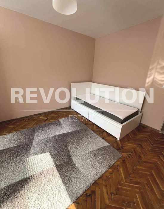 Дава се под наем Четиристаен апартамент в Варна, Лятно кино Тракия - 90 кв.м за 500 € - Снимка #5