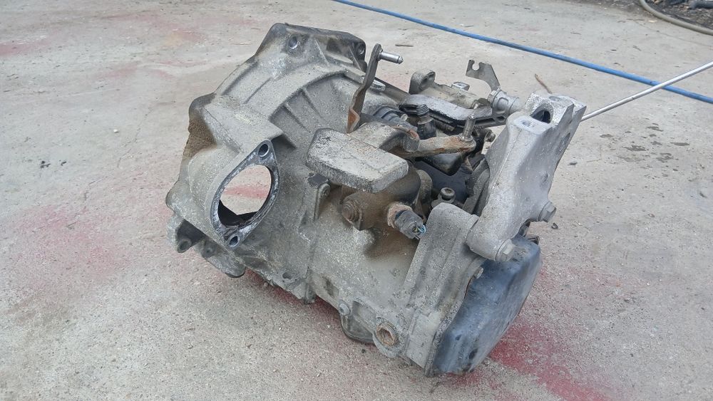 cutie manuala 5+1 1.9 TDI BLS 2008