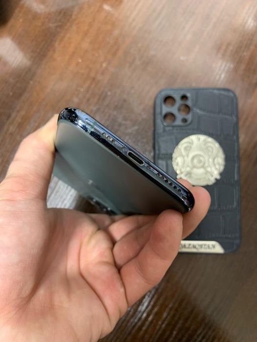 Айфон 11 про 256 в идеальном состоянии