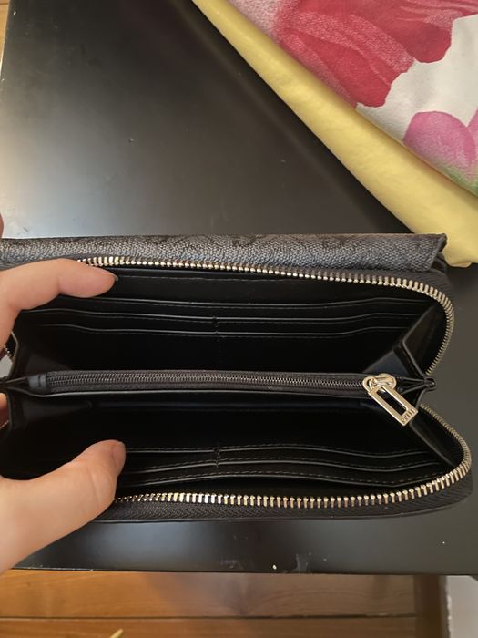 Guess кошелёк