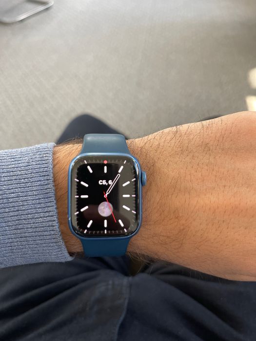 Apple watch 7.