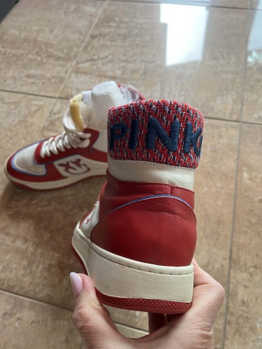 Високи маратонки Pinko