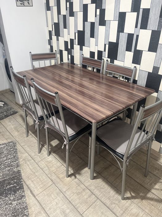 Masă bucatarie , 6 scaune cu perniță