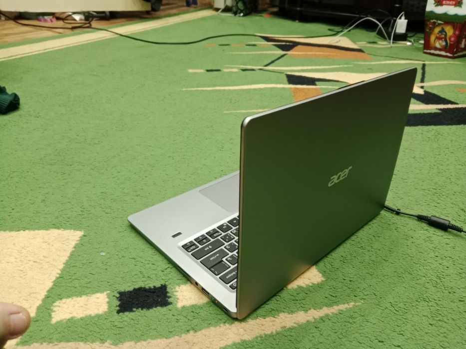 Swift SF114 -32 модель ноутбук Без торга