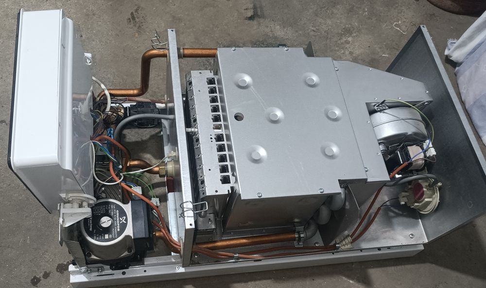 Двухконтурный котёл ,,Airfel 24kv" Турция