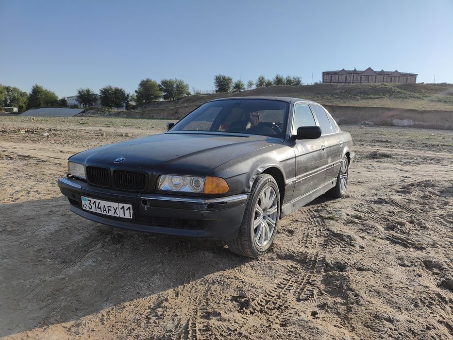 Bmw e38 728i 1997г.в