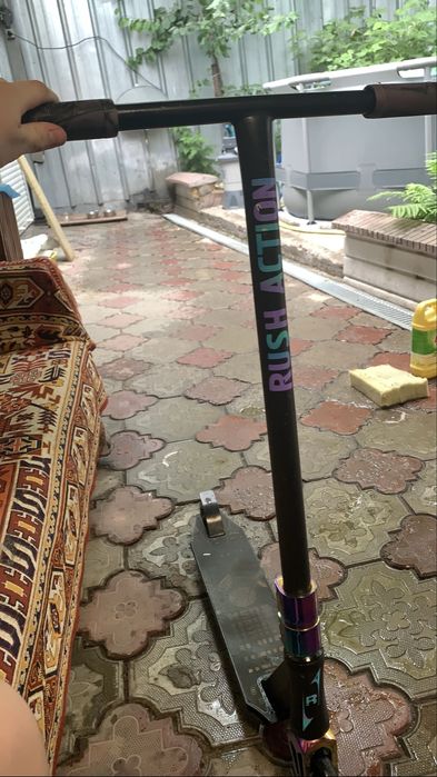 Трюковой самокат RUSH ACTION