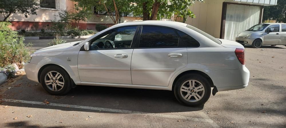 Lasetti 1,6l Avtomat